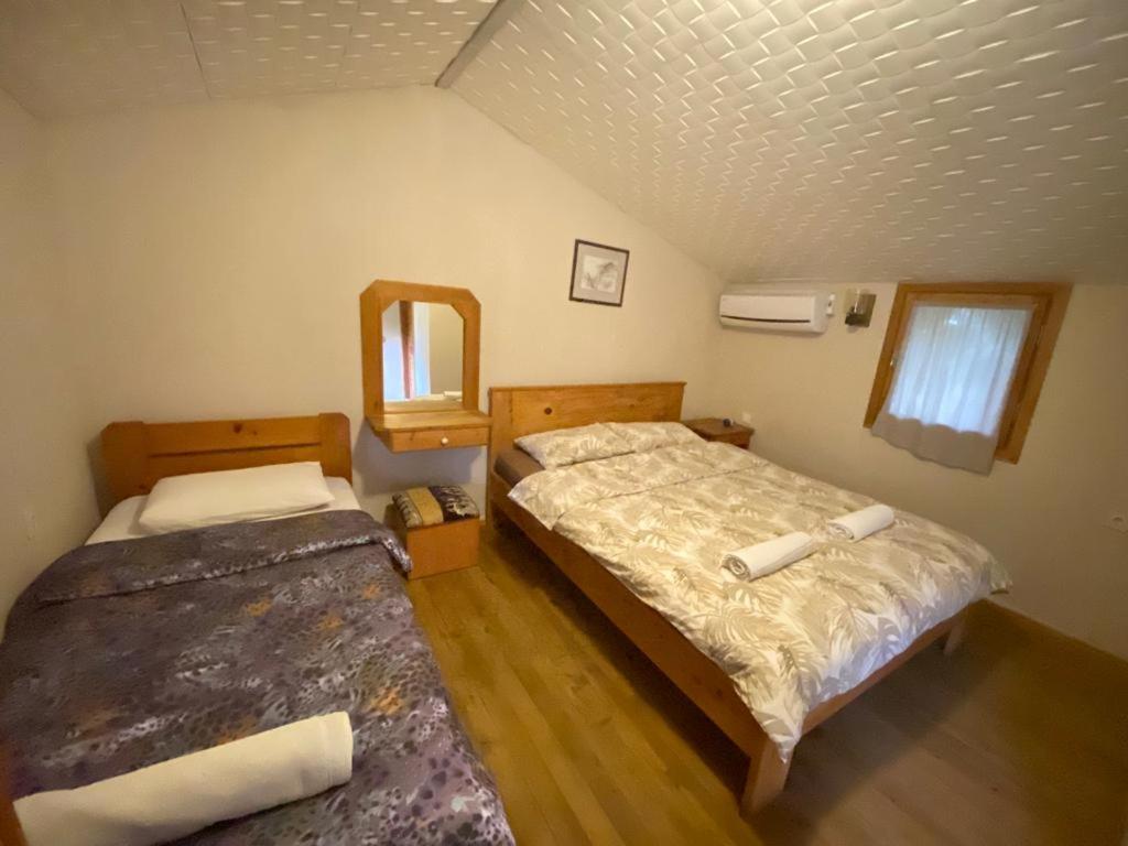 Medusa Camping باتارا المظهر الخارجي الصورة